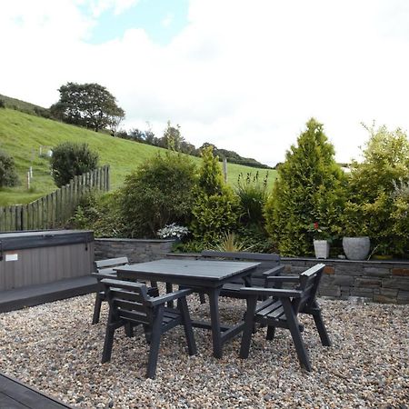 Breathtaking Views With A Hot Tub - Bwlch Cliced Villa Tal-y-bont  Exterior photo